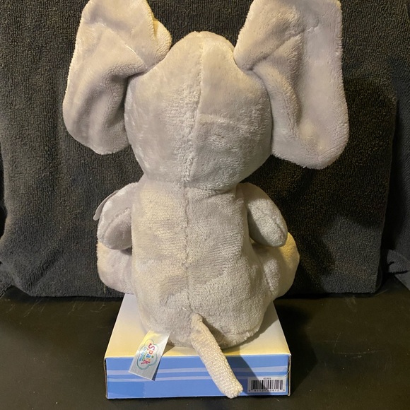 Plush Spark Create Imagine Peek-a-Boo Singing Dancing Elephant Toy NIB - Picture 6 of 7